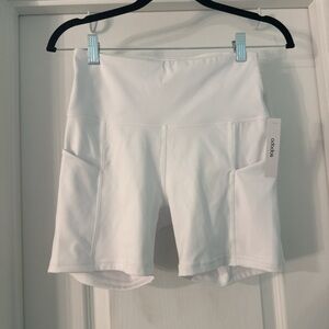 Ododos White High-Rise Bike Shorts with Dual Side Pockets